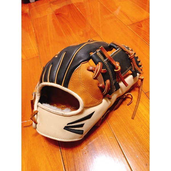 近全新 Easton 11.5” Pro Collection Horween 皮革 美規內野 棒球/壘球手套