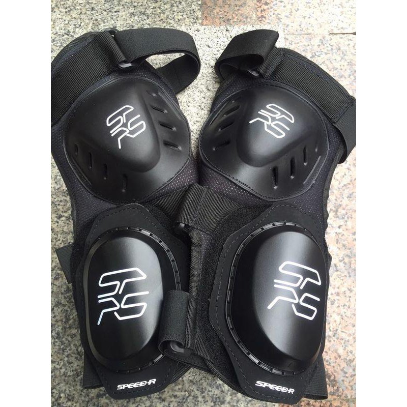 Speed R 官方商品 台中倉儲sp 01 優惠價出清原價1800 輕便式膝上護具護膝 滑塊 蝦皮購物