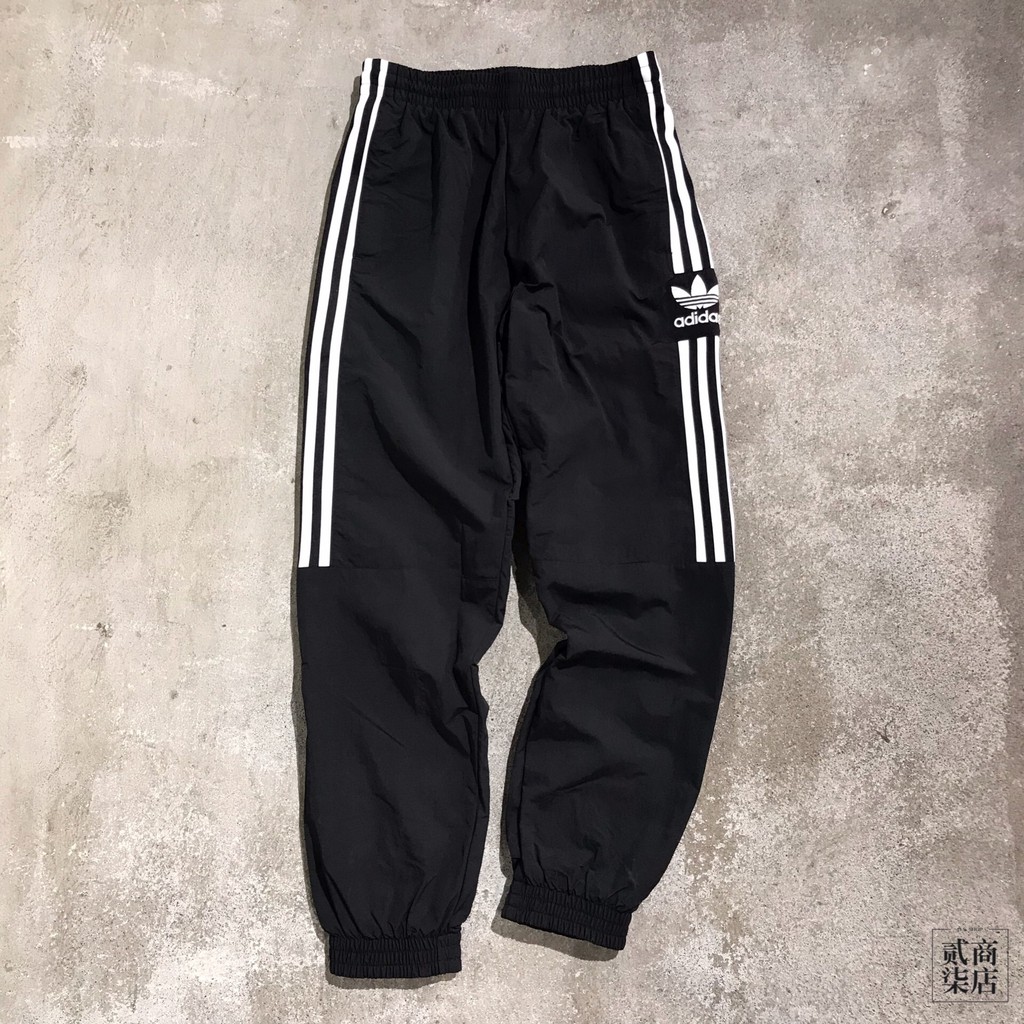 (貳柒商店) adidas Woven Track Pants 男款 黑色 三葉草 長褲 防風 縮口 風褲 ED6097