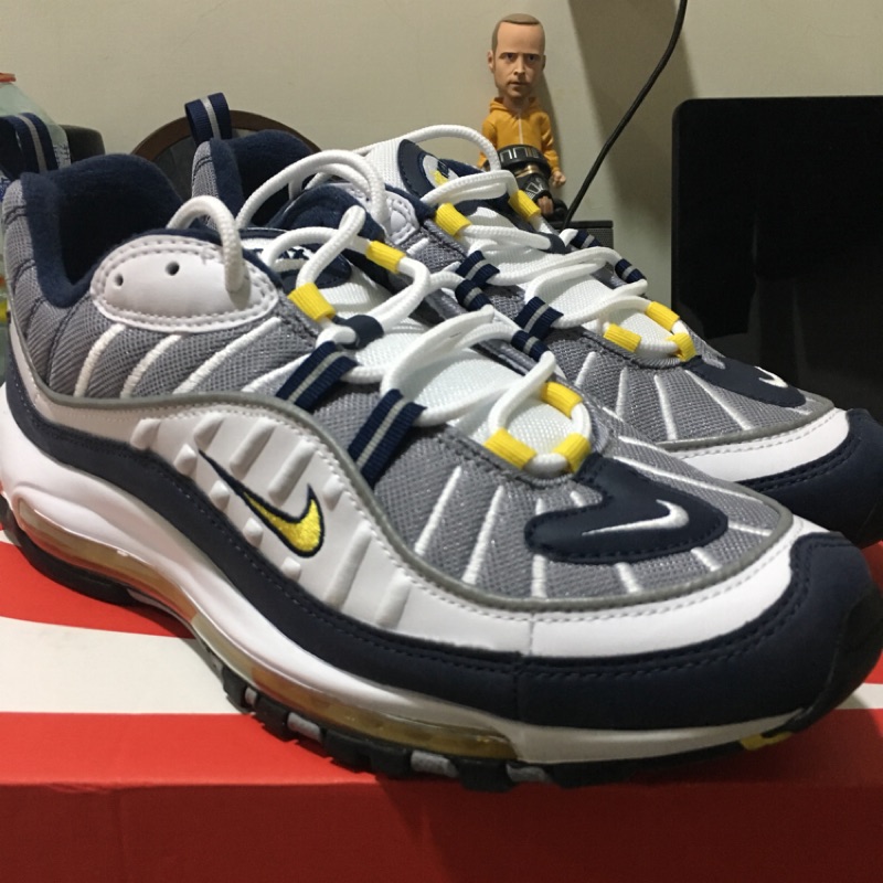 air max tour yellow 98