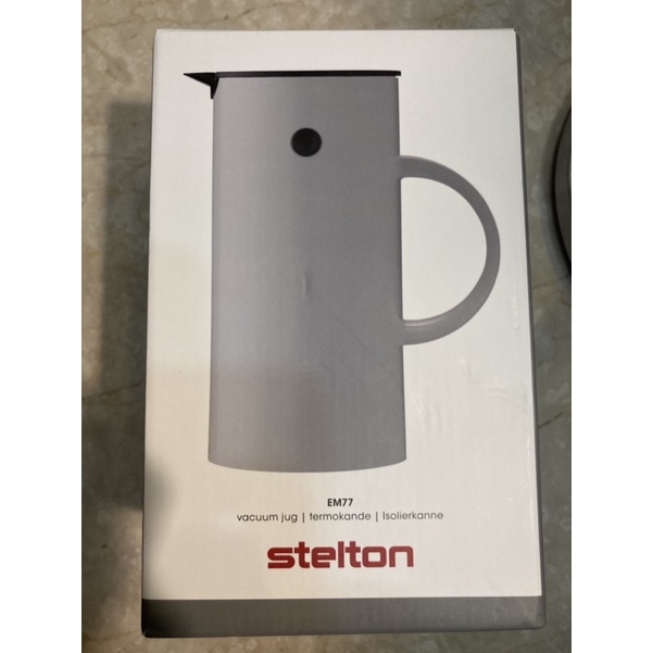 Stelton 丹麥美學保溫壺0.5L淺灰