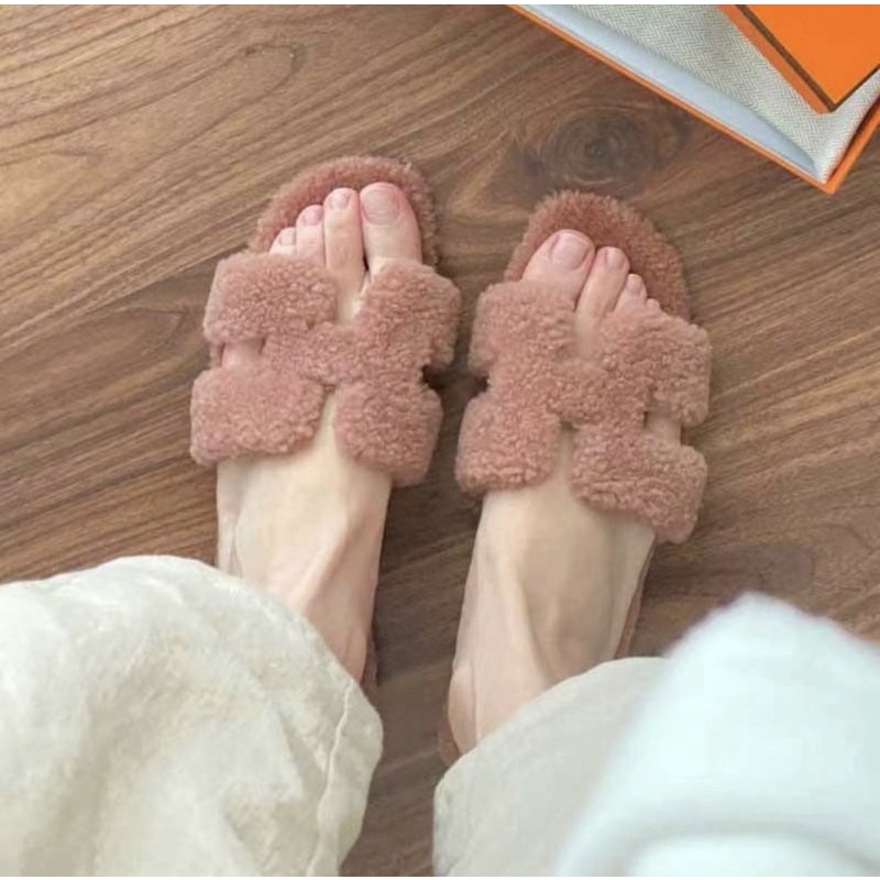 美人鞋窩 👠 韓國熱銷～輕奢H毛毛拖鞋