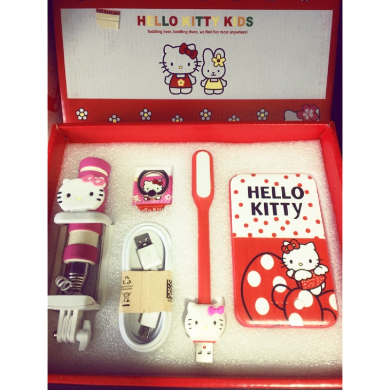 Hello Kitty 五件組，8800mah輕巧超薄行動電源、自拍棒、指環支架、USB傳輸線、USB小燈