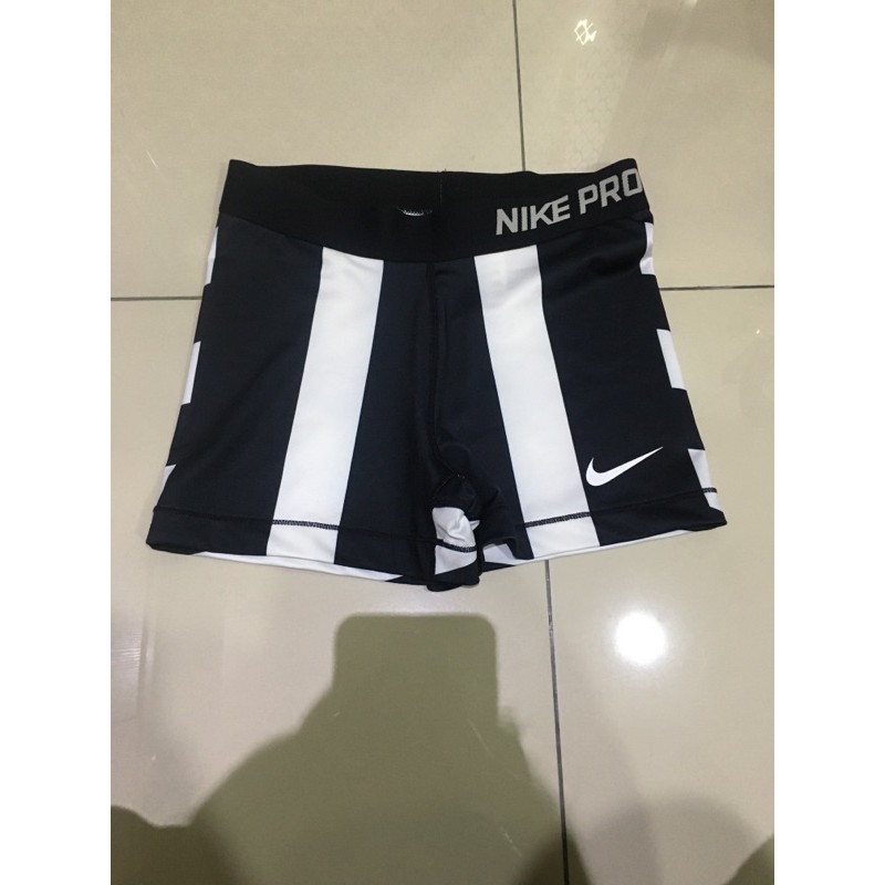 Nike Pro 女運動短褲L
