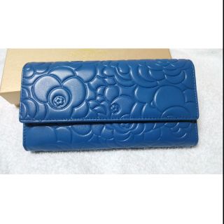 【女包】全新Aso孔雀藍/土耳其藍薔薇壓紋羊皮長夾（附禮盒）