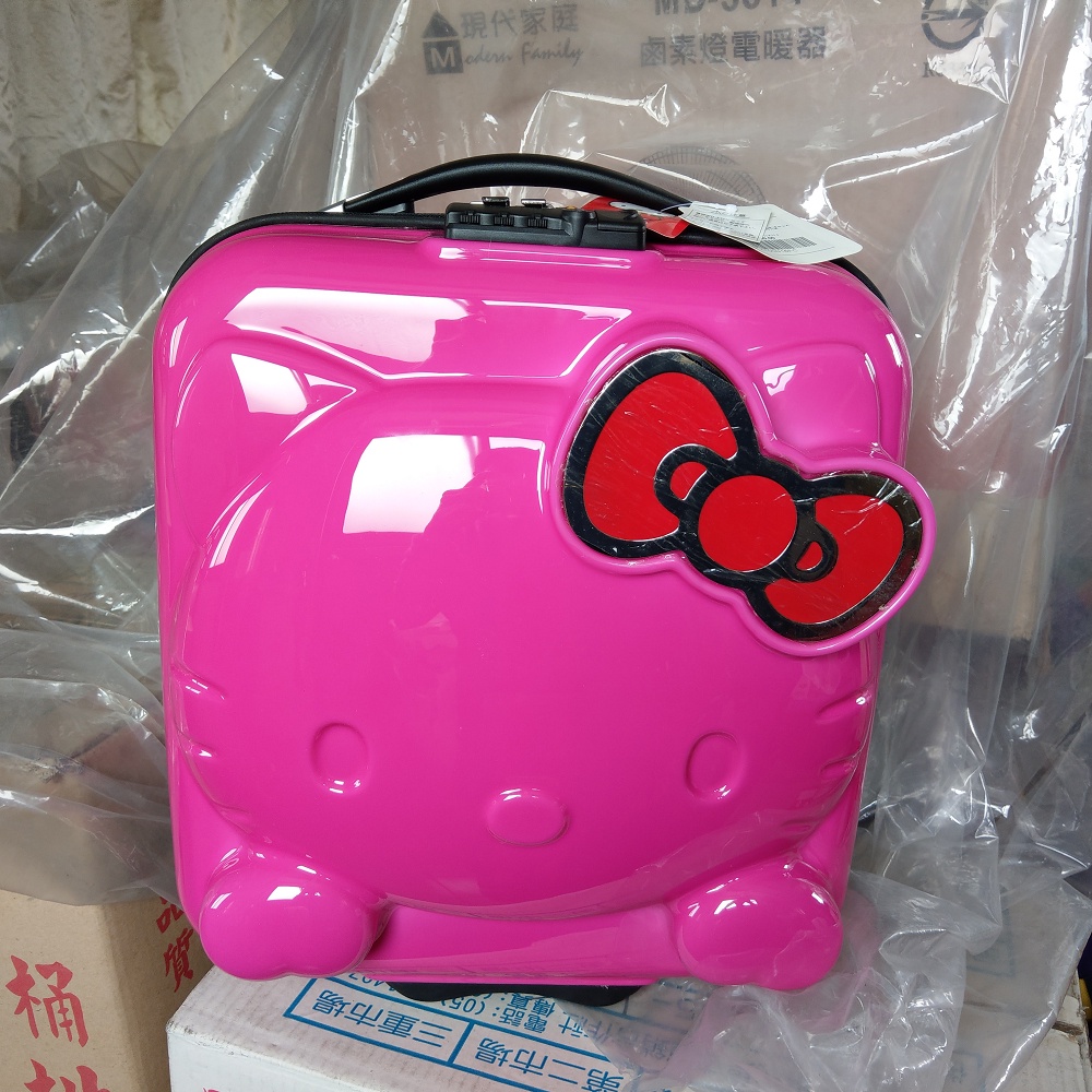 Hello Kitty立體16吋行李箱(桃紅，全新)