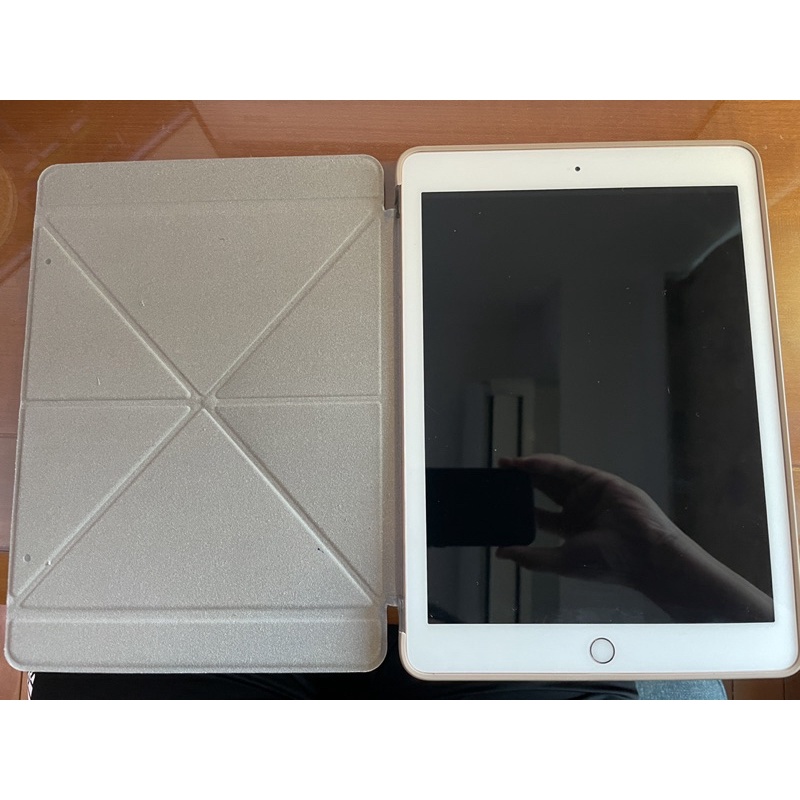 [機況佳] Apple iPad 6 含moshi保護殼(價值$1590) wifi 128G 金色