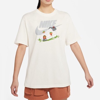 [麥修斯]NIKE NSW TEE OOS BERRY 2 短袖上衣 T恤 修身 草莓 米白 女款 DR9021 133