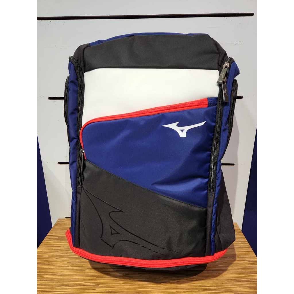 【清大億鴻】MIZUNO - 大容量裝備袋 後背包 32L 環保材質 黑紅白藍配色 - 1FTD260292