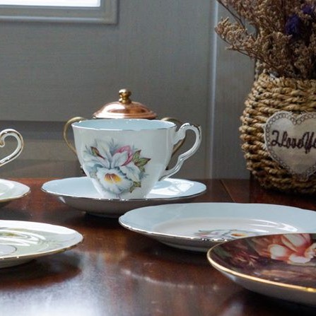 【旭鑫】Royal Stafford - White Lady下午茶杯組 骨瓷 瓷器 英國 古董 茶杯 咖啡杯 D.32