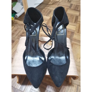 Grace gift KAZANA 黑色麂皮綁帶高跟鞋 25.5號 全新