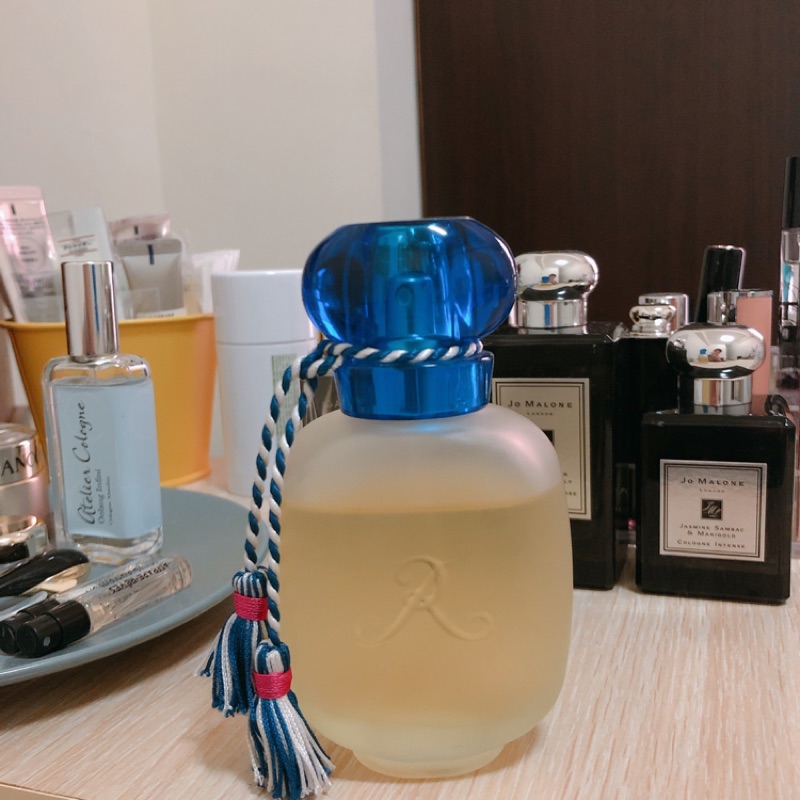 買七送一 Les Parfumes De Rosine 玫瑰心藍海薔薇香水試香分裝香針管香1 3 5ml 蝦皮購物