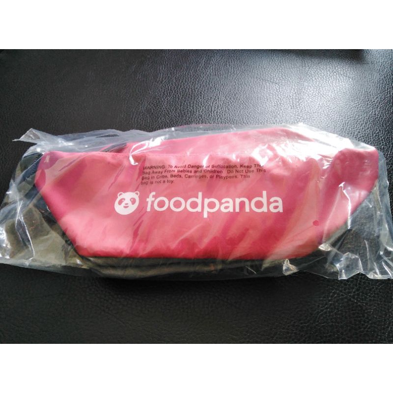 售全新未拆官方熊貓foodpanda腰包