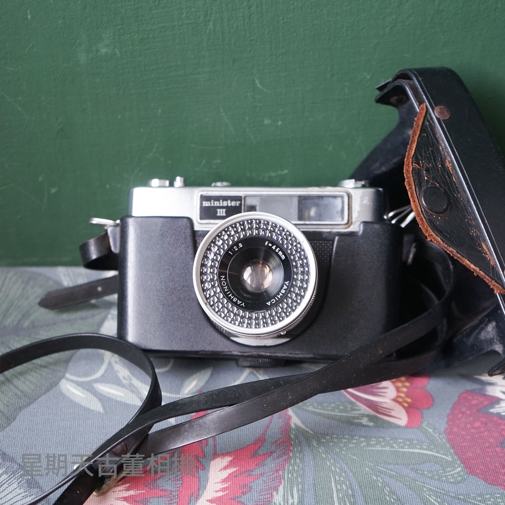 【星期天古董相機】YASHICA MINISTER III 45mm F2.8 底片相機