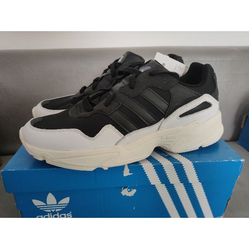 adidas yung-96 us10.5 28.5cm 黑白配色 殺人鯨 復古