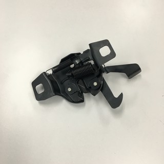 Hood Latch Auto Parts Car Hood Lock for Nissan 200L
