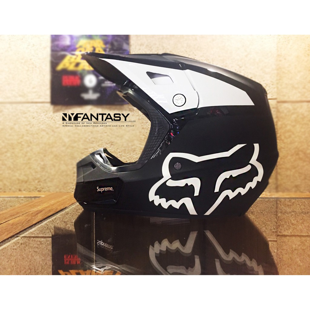 【紐約范特西】現貨 Supreme Fox Racing V2 Helmet 越野賽車安全帽 黑色/紅色/藍黃色