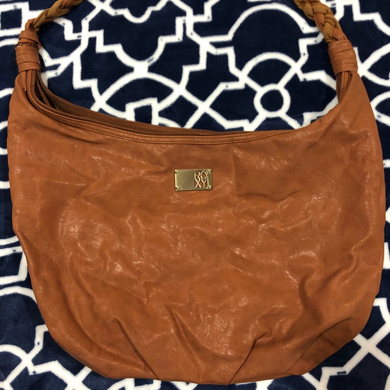 Roxy 專櫃正品肩背包腋下包編織提袋扭結皮革駝色包通勤包 蝦皮購物