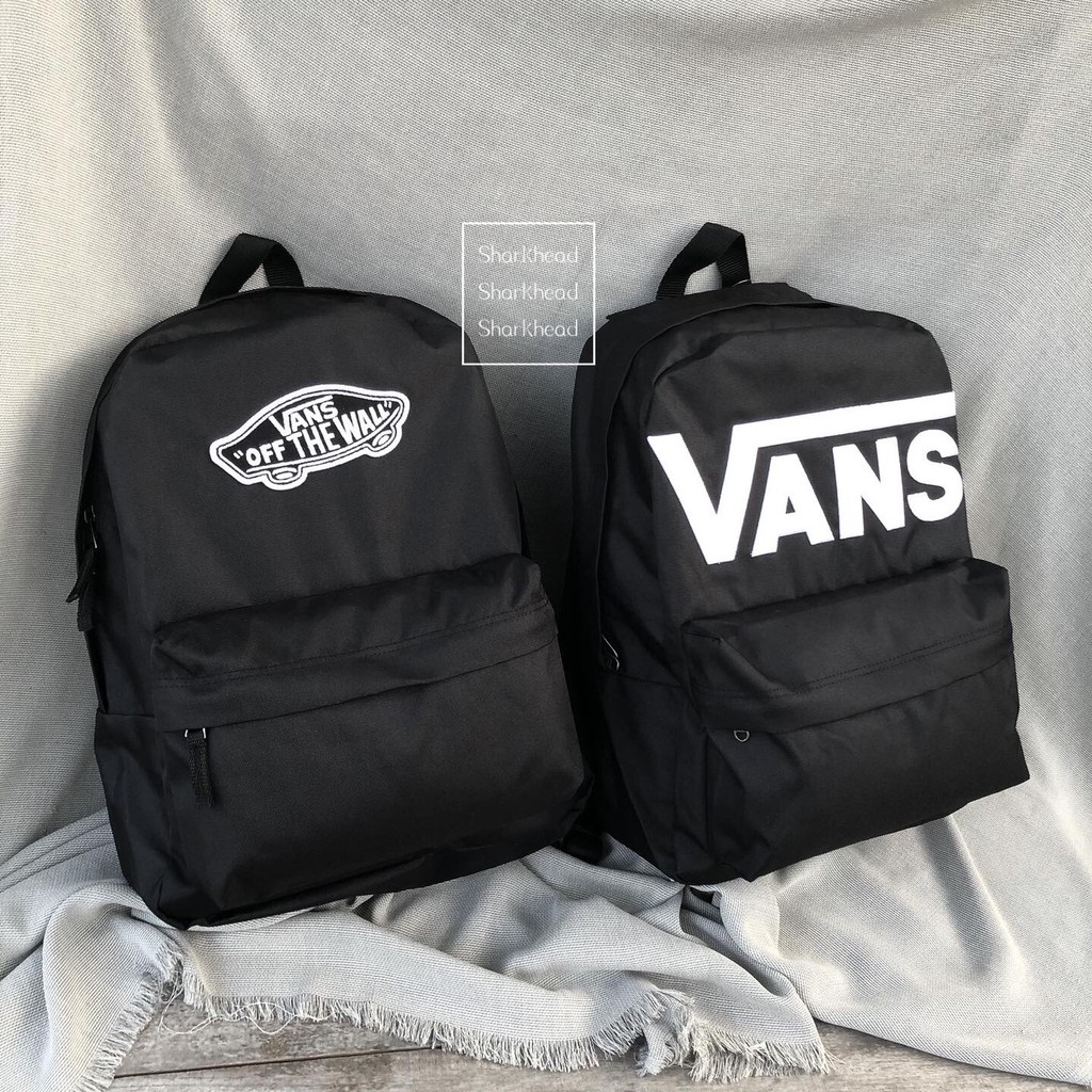 【Sharkhead】現貨 Vans Logo Backpack 後背包 書包 滑板品牌 基本款 黑白 黑 筆電夾層