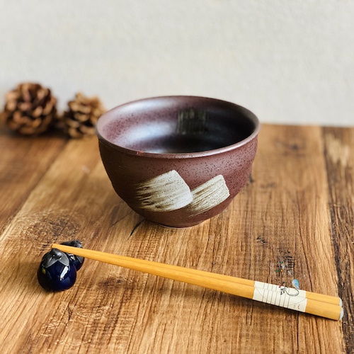 小糖瓷｜日本製 陶作粗釉酒紅刷色日式飯碗/茶碗（多款）