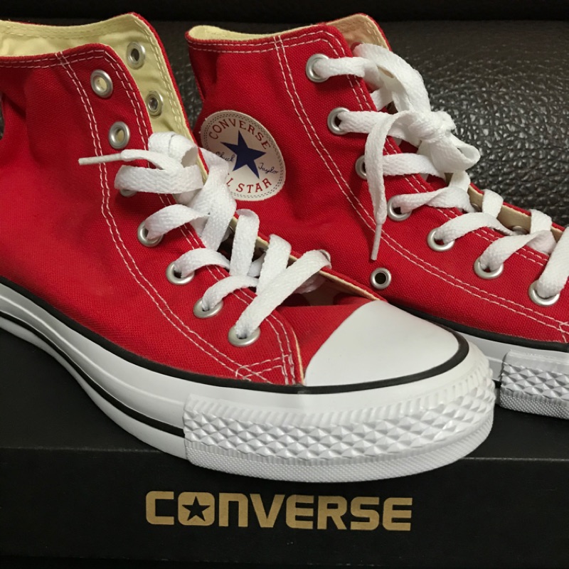 converse 24 cm