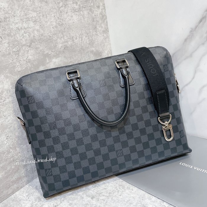 二手旗艦 LOUIS VUITTON LV 黑灰色 格紋 圓桿 手提 斜背 兩用 公事包 (中友店)09501