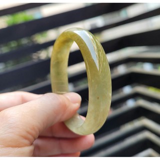 嗨，寶貝銀飾珠寶* 緬甸玉A貨 翡翠飾品☆保證A貨 水頭好 顯色 冰種蜜糖黃，黃翡橢圓形翡翠手鐲