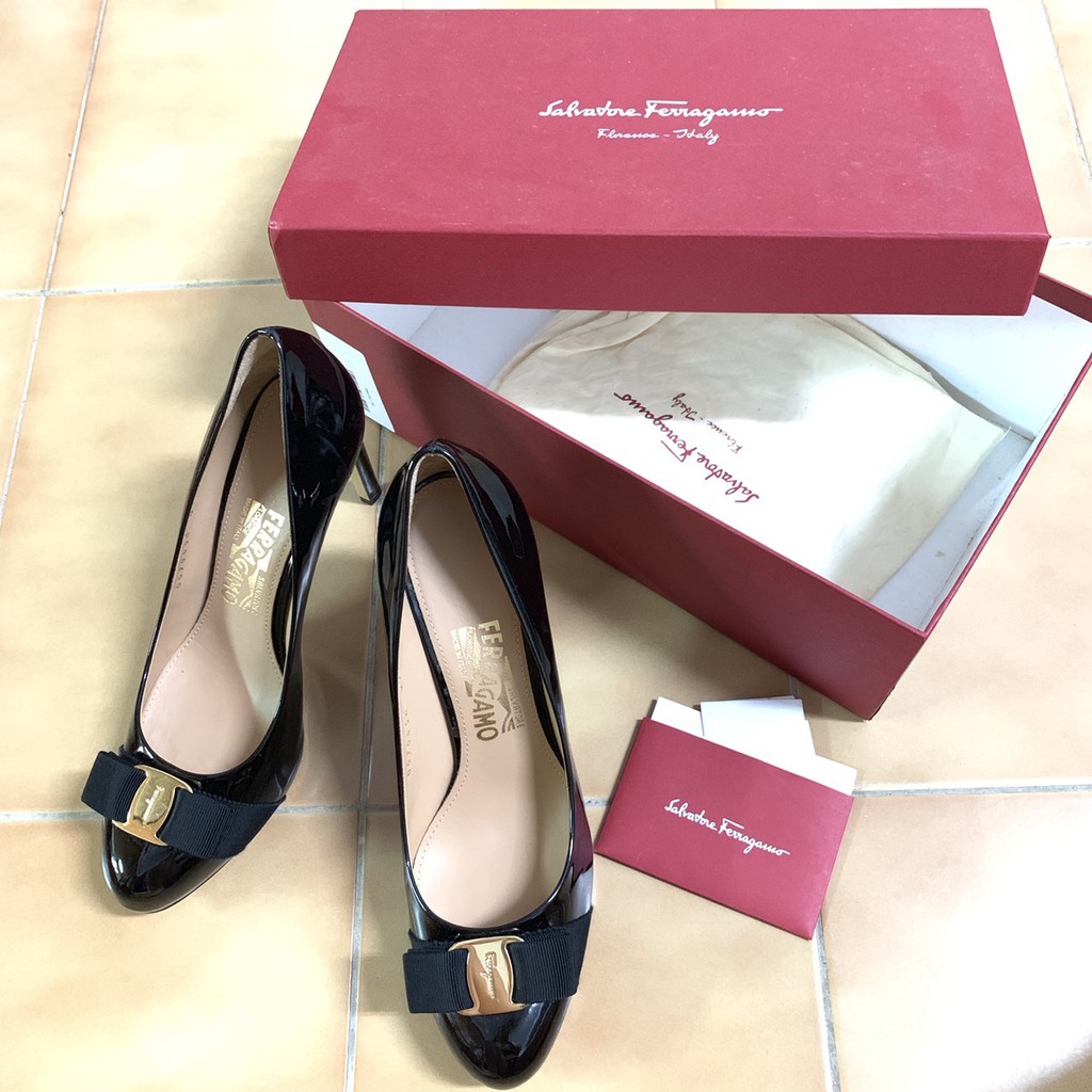 👑❗正品❗Salvatore Ferragamo SF 經典款 蝴蝶結 高跟鞋 10cm 經典黑