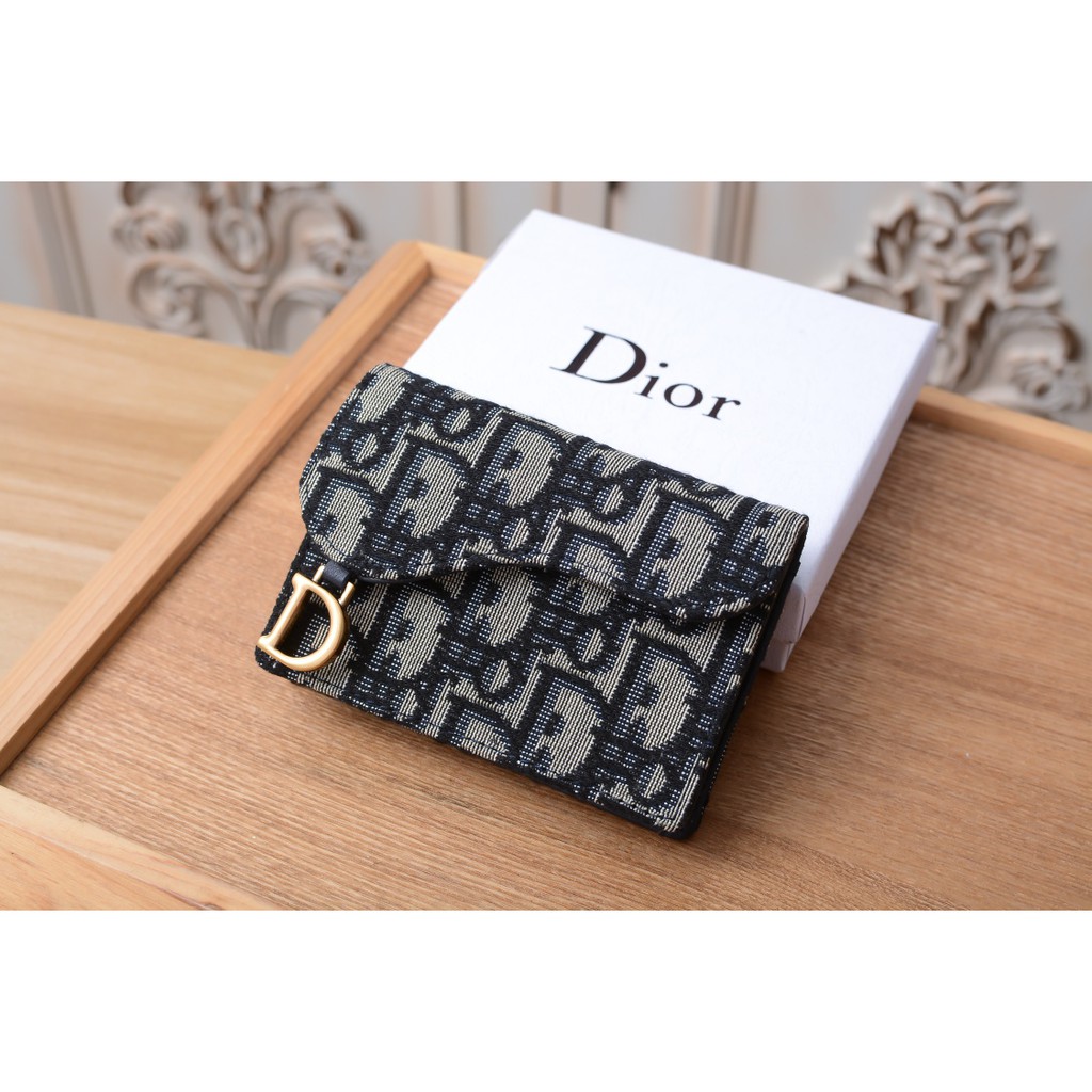 Dior翻蓋卡夾 拍賣與ptt推薦商品 21年2月 飛比價格 標題