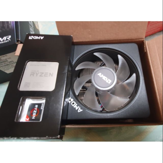 AMD R7 2700X(還有保固)