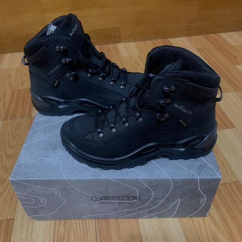 Lowa Renegade GTX Mid Hiking Shoes - Womens女鞋US7