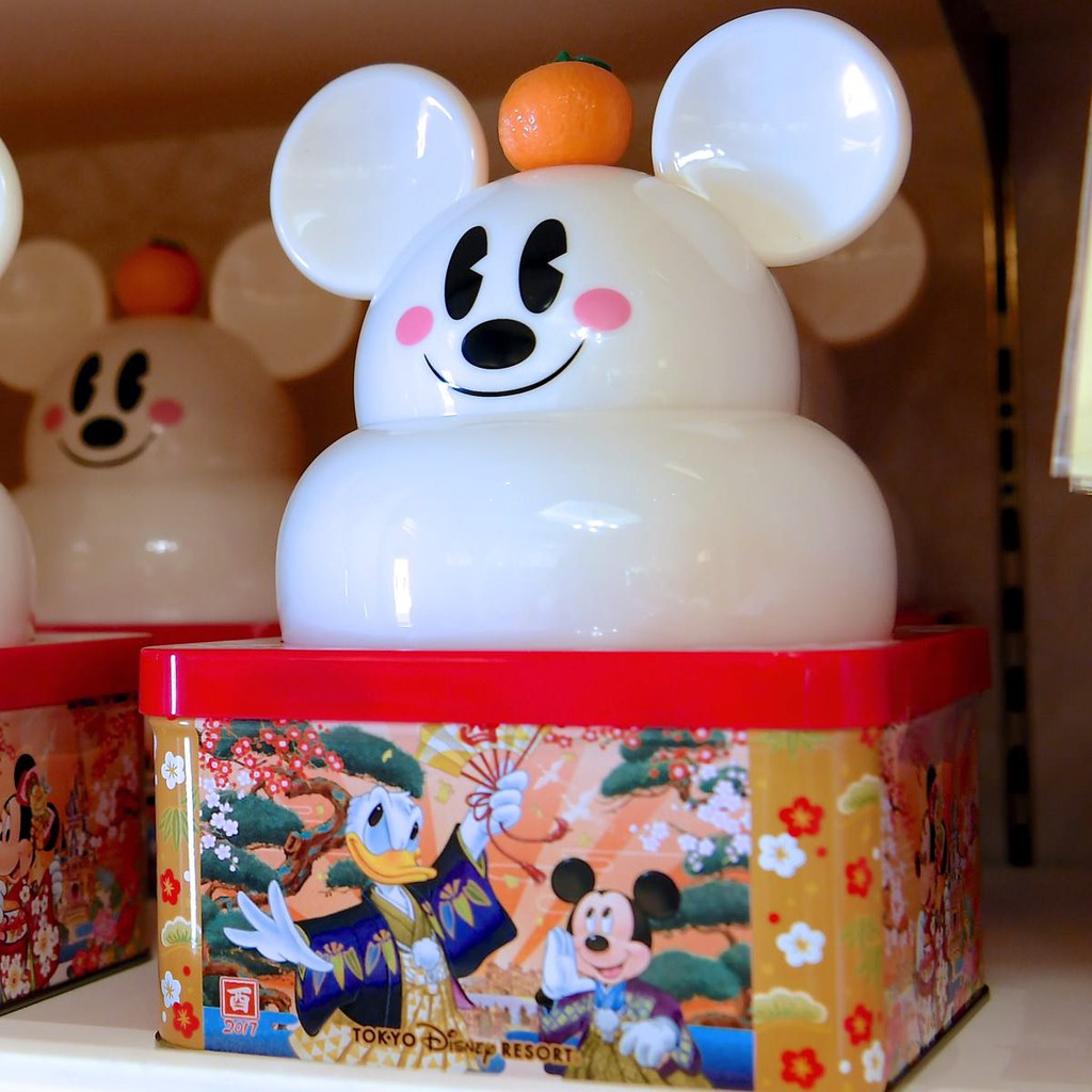 東京迪士尼樂園~2017新年鏡餅年糕米奇造型鐵盒