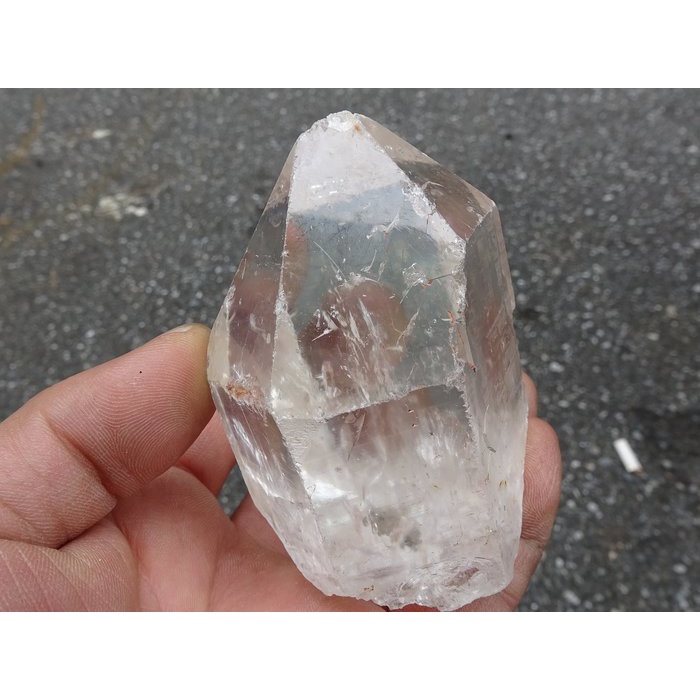 ~shalin-crystal~手握式~超完整優質巴西白水晶骨幹~285.45公克~低價起標!!不錯喔!