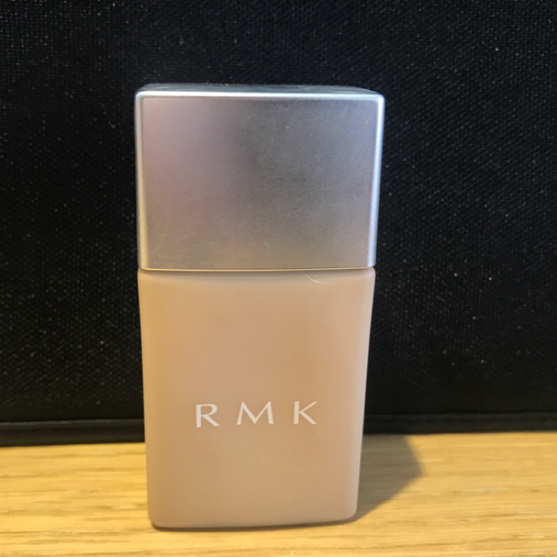 rmk uv liquid foundation