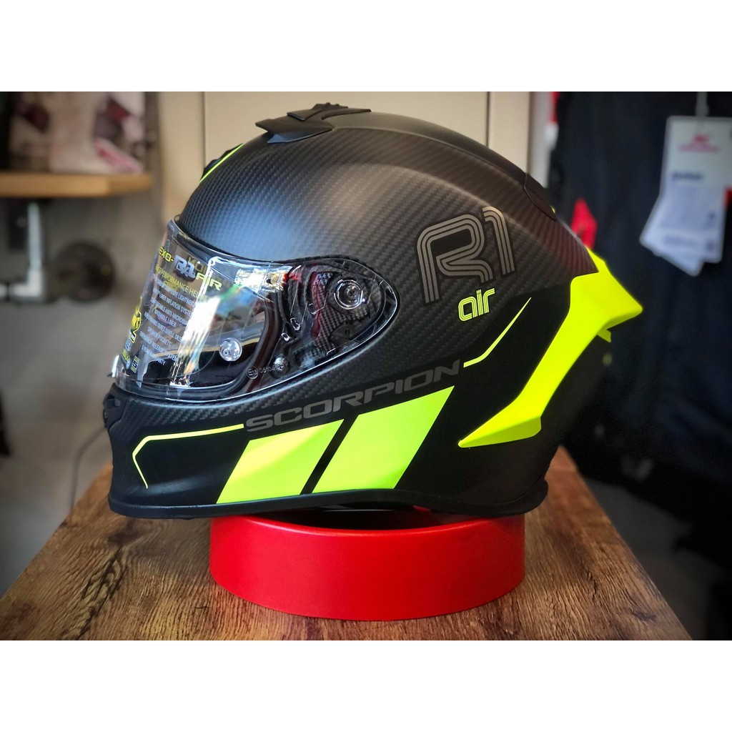 機車人】SCORPION EXO-R1 CARBON AIR CORPUS II黑黃碳纖維彩繪｜頂級選手帽｜送原廠墨片| 蝦皮購物