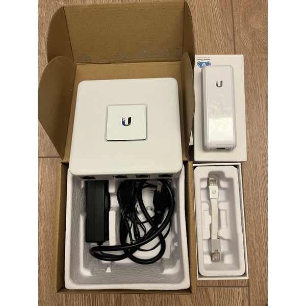 Unifi USG-3P &amp; Cloud Key (UC-CK)