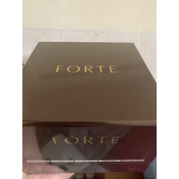 ｛姆克媽咪｝FORTE 賦活緊緻水光微臻霜30g（過期品）