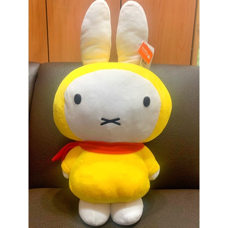 日本景品-米菲兔大娃娃（圍巾款）-正版授權標籤