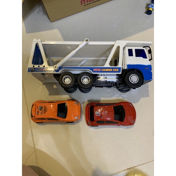 汽車運輸車 玩具 附兩台小車 如照片 （二手）