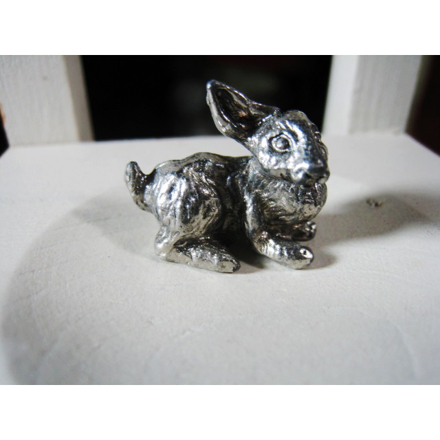 早期台灣錫製兔兔飾品