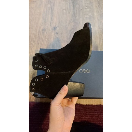 Minnetonka 全新麂皮魚口靴