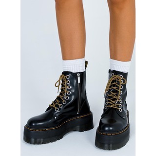 dr martens jungle boot