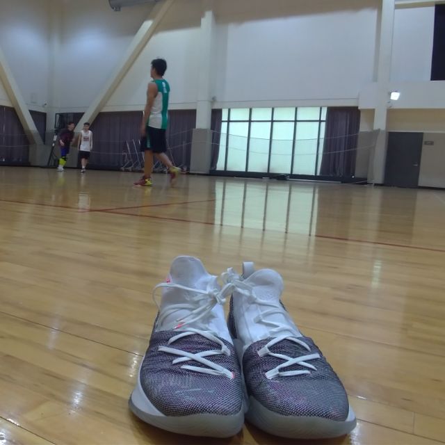 UA Curry5 籃球鞋 US11.5號