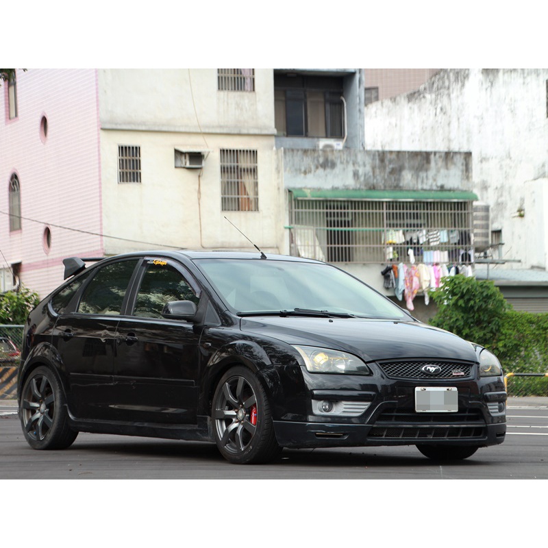 2005 Ford Focus 2.0 FB搜尋 :『K車庫』#超貸找錢、#全額貸、#車換車結清前車貸、#過件率98%