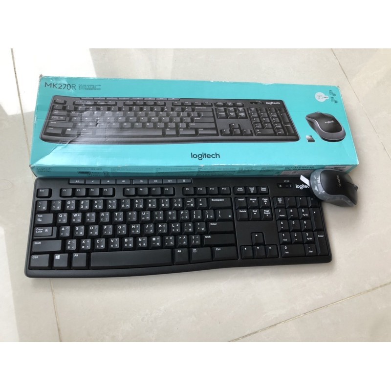 Logitech MK270R羅技無線鍵盤滑鼠組合，順發購買不到一個月。多買出清。