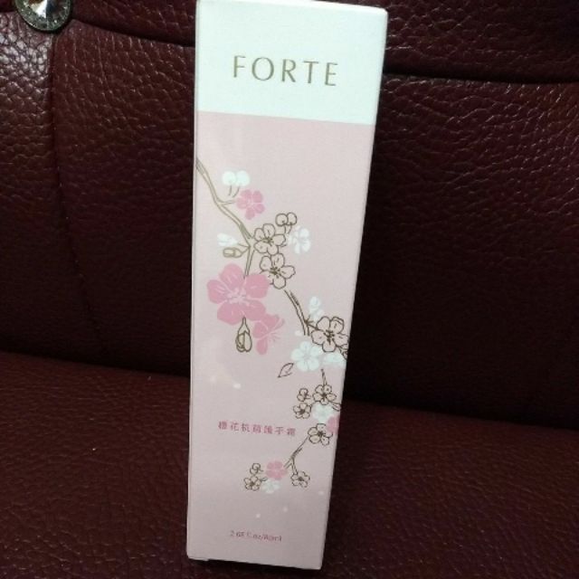 只要100元 FORTE 櫻花抗菌護手霜 80ml