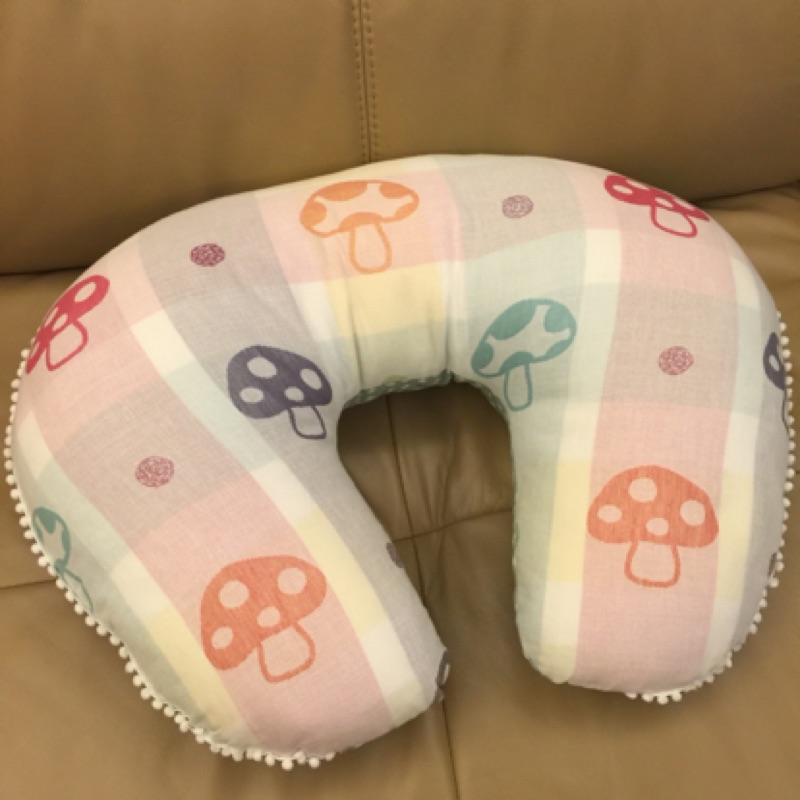 日本-Hoppetta 蘑菇授乳枕