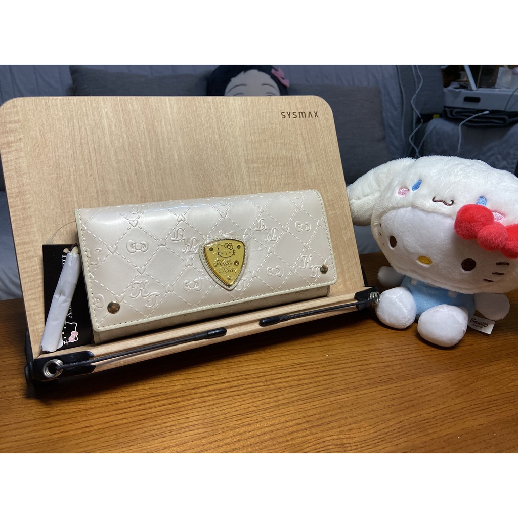 正版全新 Hello Kitty  多功能長皮夾 白色長夾 立體壓印 氣質風