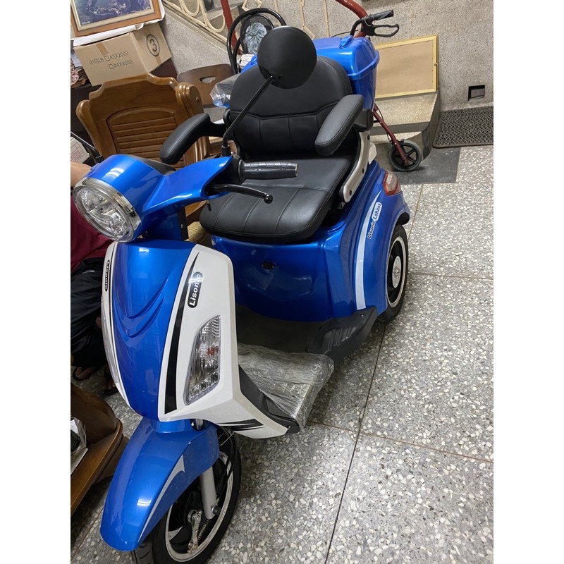 老人專用 電動三輪車 里程290 9成新 需自取 或機車寄送 蝦皮購物