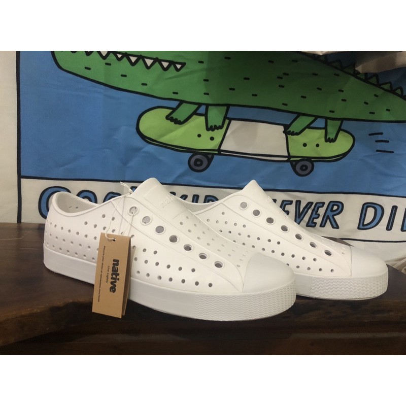 Native 白鞋 Ptt Dcard討論與高評價商品 2021年11月 飛比價格